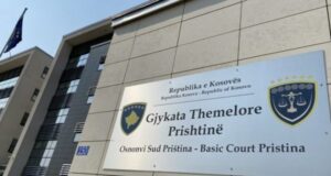 Një muaj paraburgim ndaj të dyshuarit për blerje dhe shitje të substancave narkotike nje-muaj-paraburgim-ndaj-te-dyshuarit-per-blerje-dhe-shitje-te-substancave-narkotike