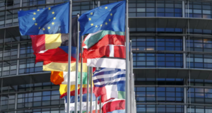 Shqetësime për konflikt interesi rreth eurodeputetëve dhe punëve të tyre të dyta shqetesime-per-konflikt-interesi-rreth-eurodeputeteve-dhe-puneve-te-tyre-te-dyta