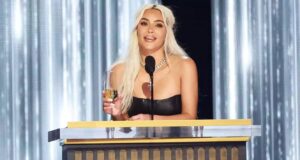 Kim Kardashian e mohon me shaka të ketë pasur ndonjëherë lidhje me Tom Brady-n kim-kardashian-e-mohon-me-shaka-te-kete-pasur-ndonjehere-lidhje-me-tom-brady-n