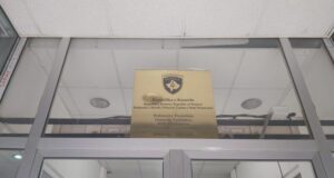 Kërkohet paraburgim për serbin që dyshohet se ka laborator droge në Leposaviq kerkohet-paraburgim-per-serbin-qe-dyshohet-se-ka-laborator-droge-ne-leposaviq