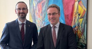 Një rrugë në Berlin do të marrë emrin e presidentit Ibrahim Rugova, thotë ambasadori Ajeti nje-rruge-ne-berlin-do-te-marre-emrin-e-presidentit-ibrahim-rugova,-thote-ambasadori-ajeti