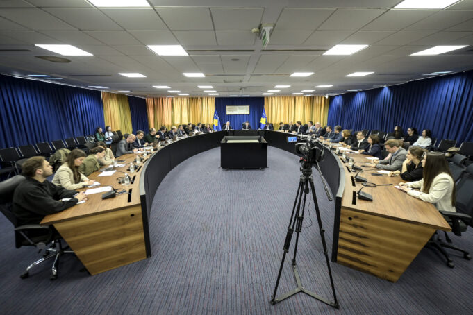 zhvillohet-takimi-i-dymbedhjete-i-komisionit-per-planifikim-strategjik