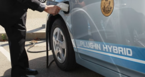 Prodhuesit vënë bast për makinat hibride teksa kalimi në ato elektrike ngadalësohet prodhuesit-vene-bast-per-makinat-hibride-teksa-kalimi-ne-ato-elektrike-ngadalesohet