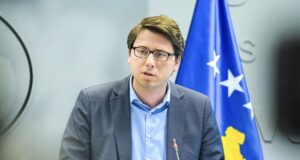 Murati thirrje qytetarëve të regjistrohen: Do të mund të bëjmë politika më të mira murati-thirrje-qytetareve-te-regjistrohen:-do-te-mund-te-bejme-politika-me-te-mira