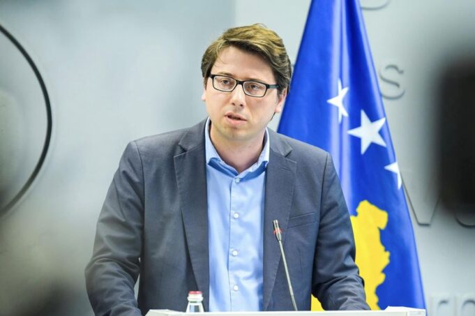 murati-thirrje-qytetareve-te-regjistrohen:-do-te-mund-te-bejme-politika-me-te-mira