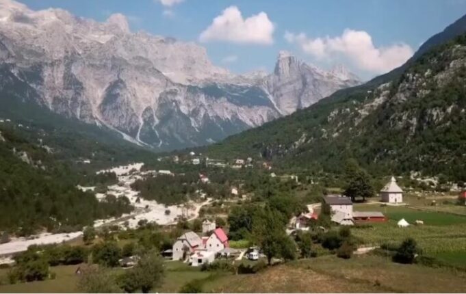 voa-artikull-per-veriun-e-shqiperise:-zona-me-pasuri-turistike-ende-te-pashfrytezuara