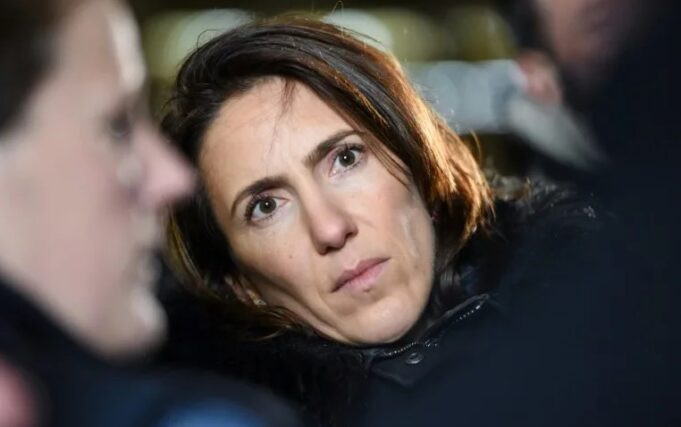 kandidatja-e-partise-se-macron-thote-se-eshte-mashtruar-duke-bere-nje-foto-grupi-‘neo-naziste’