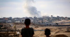 Izraeli thellon ofensivën në Rafah dhe rihyn në zonat veriore të Gazës izraeli-thellon-ofensiven-ne-rafah-dhe-rihyn-ne-zonat-veriore-te-gazes