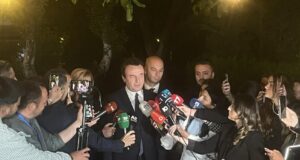 Kurti: Zgjedhjet më mirë në verë se në dimër, s’ka rëndësi a qeverisë edhe 10 muaj, apo edhe 3 muaj kurti:-zgjedhjet-me-mire-ne-vere-se-ne-dimer,-s’ka-rendesi-a-qeverise-edhe-10-muaj,-apo-edhe-3-muaj