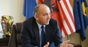 Muhaxheri: Sveçla është në koordinim me Serbinë për sa i përket konfiskimit të armatimit në Veri muhaxheri:-svecla-eshte-ne-koordinim-me-serbine-per-sa-i-perket-konfiskimit-te-armatimit-ne-veri-