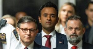 Republikanët dynden në Gjykatë për të treguar se qëndrojnë krah Trump-it republikanet-dynden-ne-gjykate-per-te-treguar-se-qendrojne-krah-trump-it