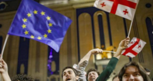 Tension në Tbilisi, ‘ligji rus’ shkon drejt votimit përfundimtar tension-ne-tbilisi,-‘ligji-rus’-shkon-drejt-votimit-perfundimtar