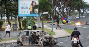 Tre persona të vdekur në Kaledoninë e Re teksa trazirat vazhdojnë tre-persona-te-vdekur-ne-kaledonine-e-re-teksa-trazirat-vazhdojne