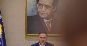 Reagon Abdixhiku pas “dështimit spektakular” në KiE, kërkon dorëheqjen e Qeverisë reagon-abdixhiku-pas-“deshtimit-spektakular”-ne-kie,-kerkon-doreheqjen-e-qeverise