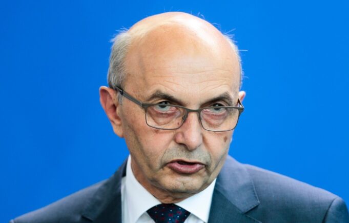 mustafa:-nderkombetaret-s’po-e-kerkojne-asociacionin-tim-e-te-thacit,-por-zajedincen-e-kurtit