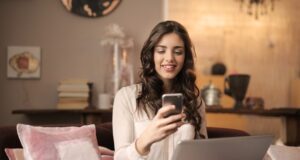 Rreziqet nga takimet online rreziqet-nga-takimet-online