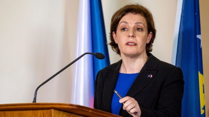 ambicia-e-zbehte-e-gervalles:-kur-kapercimin-e-pengeses-se-parafundit-e-cilesoi-“objektiv-te-vetem”-per-vitin-2024