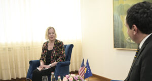 I shprehu brengën Chulick për spastrimin etnik të shqiptarëve në Luginë/ Aktivisti nga Medvegja i reagon Kurtit: Cinizëm i-shprehu-brengen-chulick-per-spastrimin-etnik-te-shqiptareve-ne-lugine/-aktivisti-nga-medvegja-i-reagon-kurtit:-cinizem