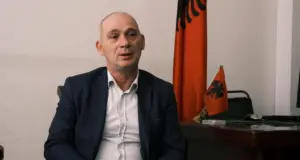Humolli: Duhet të shkarkohet Qeveria humolli:-duhet-te-shkarkohet-qeveria