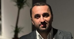 Analisti zbulon përplasjet ndërmjet Kurtit e Osmanit për KiE-n, një ditë para mbledhjes së Këshillit të Ministrave analisti-zbulon-perplasjet-ndermjet-kurtit-e-osmanit-per-kie-n,-nje-dite-para-mbledhjes-se-keshillit-te-ministrave