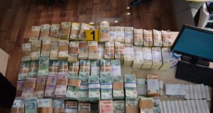 Policia: Rreth 74 milionë dinar janë konfiskuar në Veri policia:-rreth-74-milione-dinar-jane-konfiskuar-ne-veri