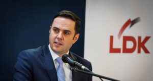 Kurti ka dhënë dorëheqje, s’është më i interesuar për punë, thotë Abdixhiku kurti-ka-dhene-doreheqje,-s’eshte-me-i-interesuar-per-pune,-thote-abdixhiku