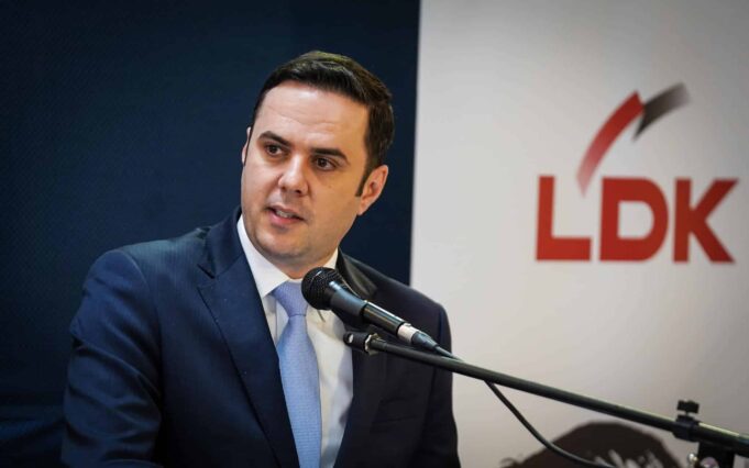 kurti-ka-dhene-doreheqje,-s’eshte-me-i-interesuar-per-pune,-thote-abdixhiku