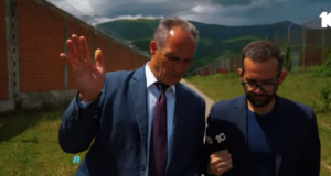 “Isha duke u dhënë ndihmën e parë dhe më ra granata në trup” / Hasani rrëfen si u plagos “isha-duke-u-dhene-ndihmen-e-pare-dhe-me-ra-granata-ne-trup”-/-hasani-rrefen-si-u-plagos