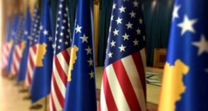 “Gallup”: Kosova e para në mesin e tri vendeve në botë që e duan më së shumti Amerikën “gallup”:-kosova-e-para-ne-mesin-e-tri-vendeve-ne-bote-qe-e-duan-me-se-shumti-ameriken