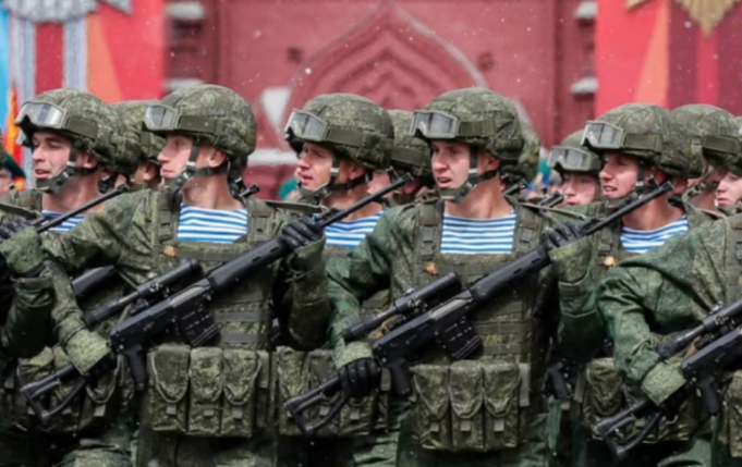 rusia-kerkon-rekrute-te-rinj-mes-te-dyshuarve-per-krime