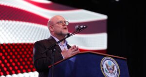 Hovenier: SHBA-të duan bashkëpunim më të ngushtë me Kurtin – Kosovës i duhet mbështetja amerikane për t’i arritur synimet hovenier:-shba-te-duan-bashkepunim-me-te-ngushte-me-kurtin-–-kosoves-i-duhet-mbeshtetja-amerikane-per-t’i-arritur-synimet