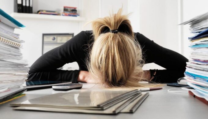 puna-e-keqe-me-stresuese-sesa-papunesia