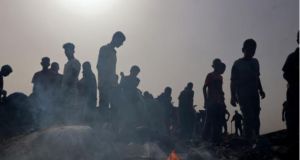 Shtatë të vrarë në sulmet e reja izraelite në kampet në Rafah shtate-te-vrare-ne-sulmet-e-reja-izraelite-ne-kampet-ne-rafah