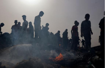 Shtatë të vrarë në sulmet e reja izraelite në kampet në Rafah shtate-te-vrare-ne-sulmet-e-reja-izraelite-ne-kampet-ne-rafah