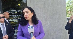 Osmani: Autorët e sulmit ndaj KFOR-it ende vrapojnë të lirë nëpër Serbi, mbrohen nga regjimi i Vuçiqit osmani:-autoret-e-sulmit-ndaj-kfor-it-ende-vrapojne-te-lire-neper-serbi,-mbrohen-nga-regjimi-i-vuciqit