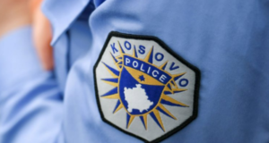 Dhunë në një familje në Shtime, 43-vjeçari e rrah bashkëshorten me grushte, kapet nga Policia dhune-ne-nje-familje-ne-shtime,-43-vjecari-e-rrah-bashkeshorten-me-grushte,-kapet-nga-policia