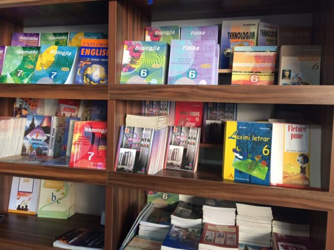 sot-mblidhet-komisioni-hetimor-per-subvencionimin-e-teksteve-shkollore