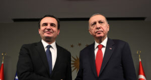 Kurti pritet ta takojë Erdogan’in gjatë vizitës në Turqi kurti-pritet-ta-takoje-erdogan’in-gjate-vizites-ne-turqi