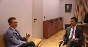 Çela takim me ambasadorin e BE-së: Shqetësuese mungesa e infrastrukturës në Prokurori dhe Gjykata cela-takim-me-ambasadorin-e-be-se:-shqetesuese-mungesa-e-infrastruktures-ne-prokurori-dhe-gjykata