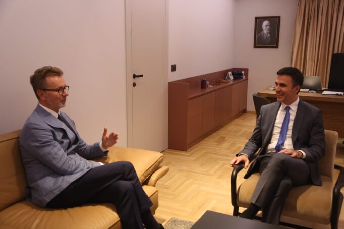 cela-takim-me-ambasadorin-e-be-se:-shqetesuese-mungesa-e-infrastruktures-ne-prokurori-dhe-gjykata