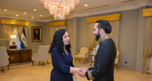 Osmani takohet me presidentin e El Salvadorit, flasin për “sundimin e ligjit, prosperitetin ekonomik dhe zgjerimin e aleancave” osmani-takohet-me-presidentin-e-el-salvadorit,-flasin-per-“sundimin-e-ligjit,-prosperitetin-ekonomik-dhe-zgjerimin-e-aleancave”
