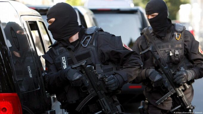 ne-me-pak-se-dy-muaj-serbia-arreston-dy-kosovare,-i-akuzon-per-“krime-lufte”