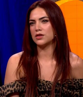 Sara Hoxha: Të rrisësh një fëmijë pa partnerin është shumë e vështirë sara-hoxha:-te-rrisesh-nje-femije-pa-partnerin-eshte-shume-e-veshtire