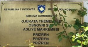 Dënohen me 75 vite burgim tre të akuzuarit për vrasjen në Suharekë denohen-me-75-vite-burgim-tre-te-akuzuarit-per-vrasjen-ne-suhareke