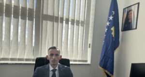Peci: Serbët që punojnë në komunën e Zveçanit kanë frikë nga Lista Serbe peci:-serbet-qe-punojne-ne-komunen-e-zvecanit-kane-frike-nga-lista-serbe