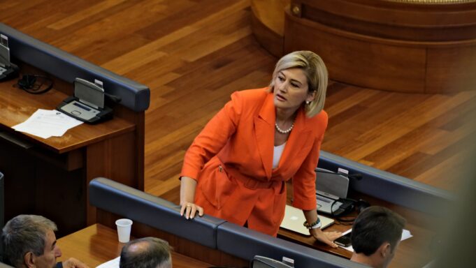 kusari-lila-per-biseden-me-radoiciqin:-deklarata-te-vitit-te-kaluar-jane-keto,-para-dy-vjete