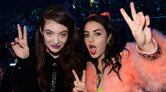 lorde-vlereson-albumin-“brat”-te-charli-xcx-mes-spekulimeve-se-relatat-e-tyre-jane-perkeqesuar