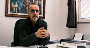 Haxhiu për Ligjin e Çmimit për Barna: Është hajni me letra në favor të oligarkëve farmaceutik e në dëm të pacientëve dhe qytetarëve haxhiu-per-ligjin-e-cmimit-per-barna:-eshte-hajni-me-letra-ne-favor-te-oligarkeve-farmaceutik-e-ne-dem-te-pacienteve-dhe-qytetareve