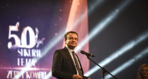 Kryeministri Kurti në koncertin e këngëtares Shkurte Fejza: Në ditët e errëta të robërisë, na keni frymëzuar e ngushëlluar kryeministri-kurti-ne-koncertin-e-kengetares-shkurte-fejza:-ne-ditet-e-erreta-te-roberise,-na-keni-frymezuar-e-ngushelluar