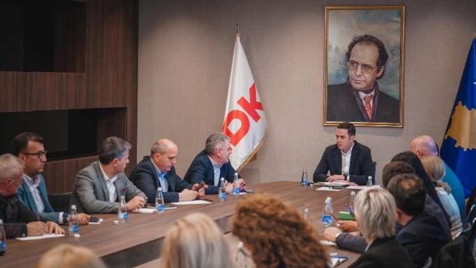 “nje-bombe-qe-mund-te-shperthej-ne-cdo-cast”,-ldk-ja-reagon-pas-deklarates-se-“kuvendit-gjitheserb”-ne-beograd